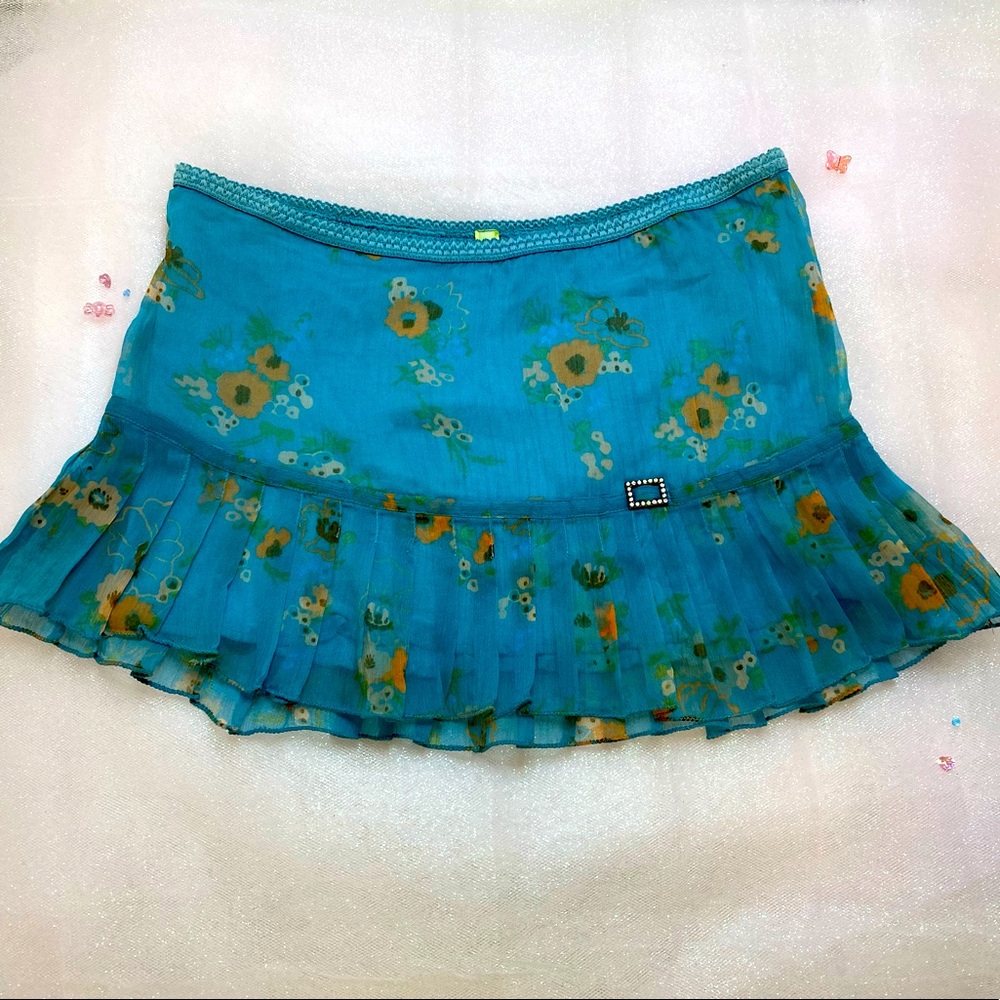 Y2K Early 2000's Vintage blue Floral Abercrombie Mini Skirt 🦋🌼